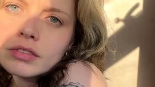 Miss Marilyn aka missmarilynxx OnlyFans – The problem is…